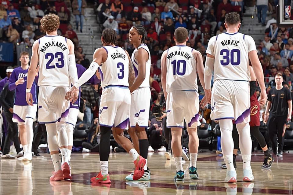 球速体育APP-能得分能投篮能抢板,爵士内线大将会引起其他球队的关注吗?