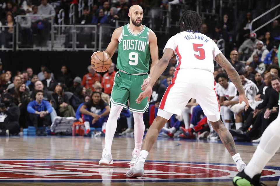 球速体育-东部前二对决！布朗32+11丢绝杀绿军惜败活塞 坎宁安16+14