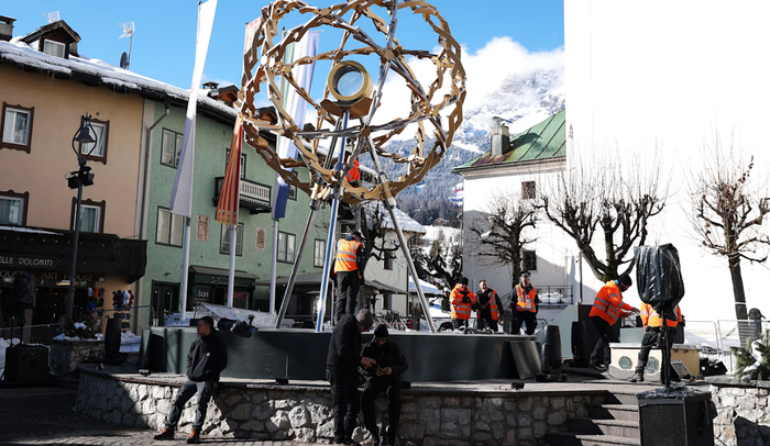 球速体育官方网站-米兰冬奥会开幕在即！提前了解看点和隐藏“彩蛋”|AC米兰|开幕式|科尔蒂纳|冬奥会开幕式|科尔_新浪新闻