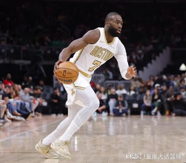 球速体育APP-惨败！布朗27+8+8创纪录，马克西33+6毫无借口，探花23+5全队最低