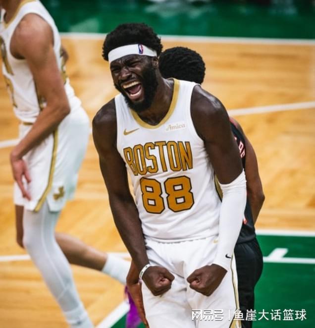 球速体育APP-惨败！布朗27+8+8创纪录，马克西33+6毫无借口，探花23+5全队最低