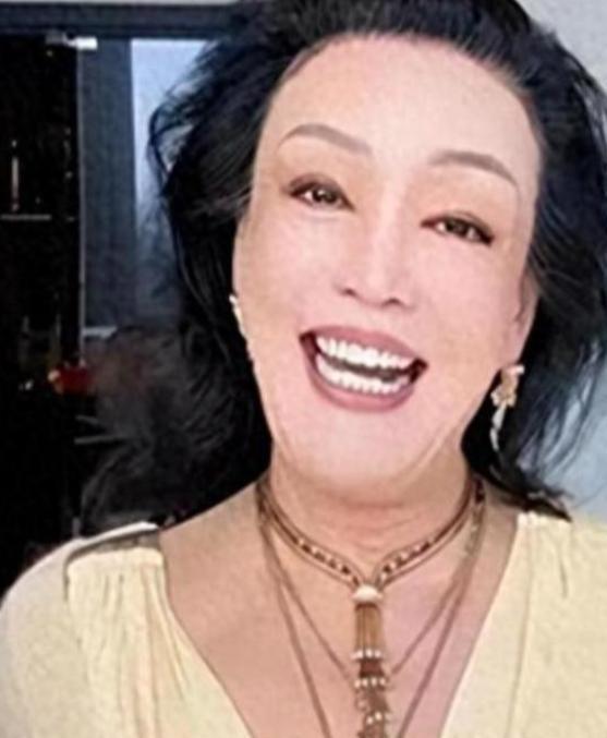 球速体育官方网站-母子俩又杠上了！张兰生气离台不受儿子待见，吐槽汪大爷不管小菲