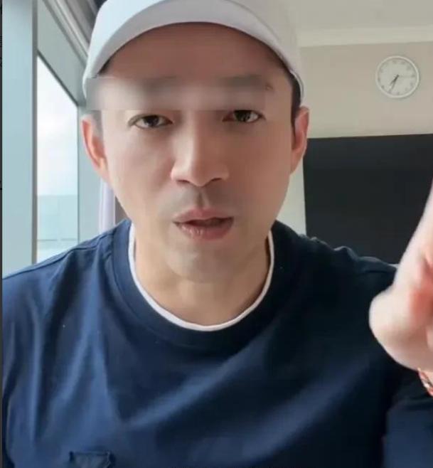 球速体育官方网站-母子俩又杠上了！张兰生气离台不受儿子待见，吐槽汪大爷不管小菲